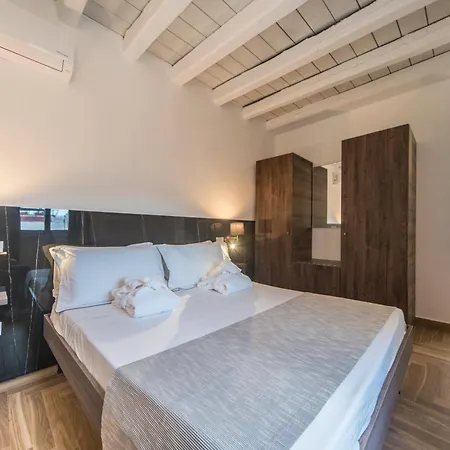 Affittacamere Santa Chiara 4*