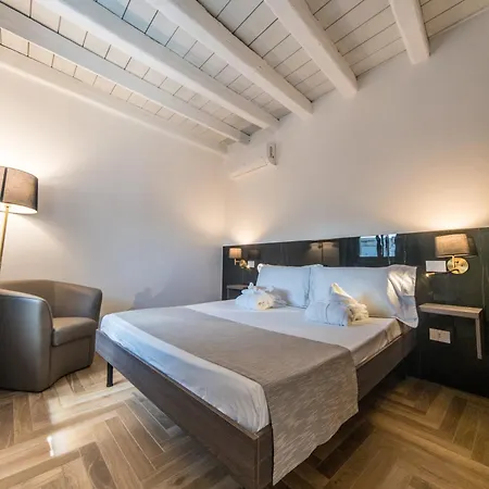 Santa Chiara Pensionat Trani