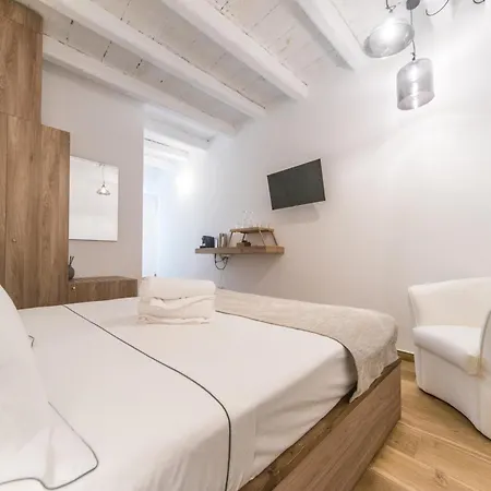 Pensionat Santa Chiara Trani