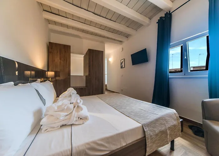 Santa Chiara 4*
